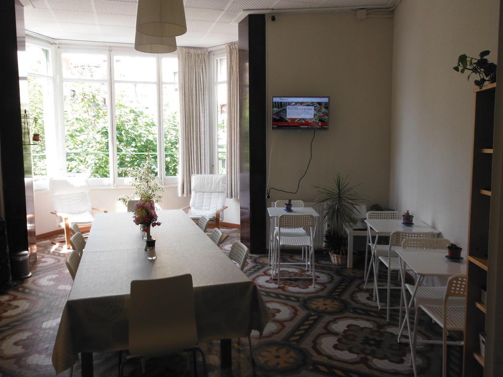 Hostal Eixample Барселона Екстер'єр фото