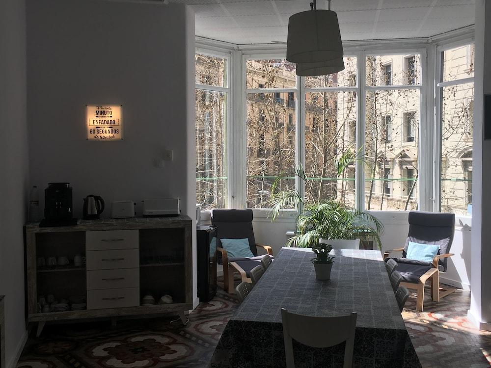Hostal Eixample Барселона Екстер'єр фото