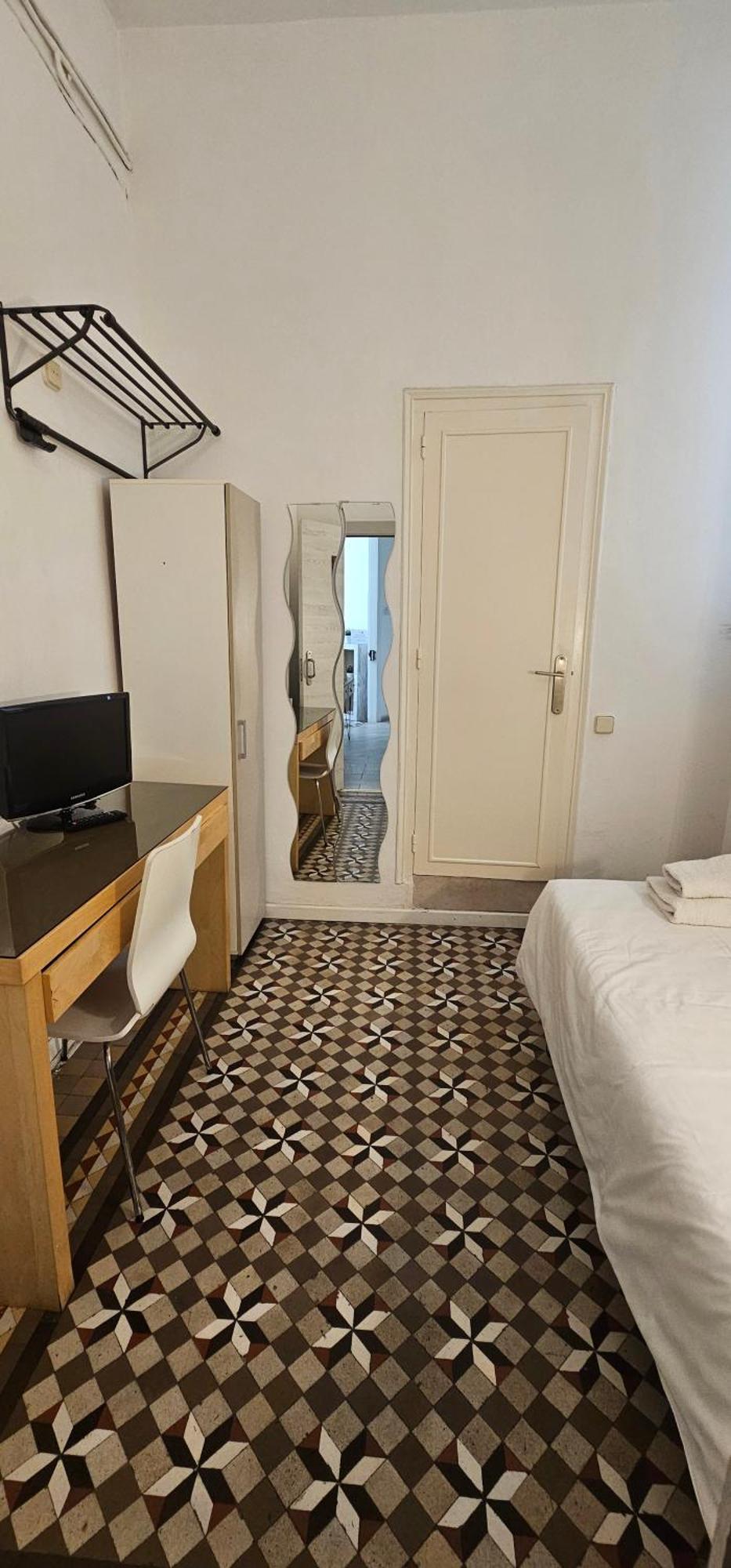 Hostal Eixample Барселона Екстер'єр фото