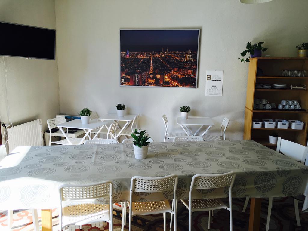 Hostal Eixample Барселона Екстер'єр фото