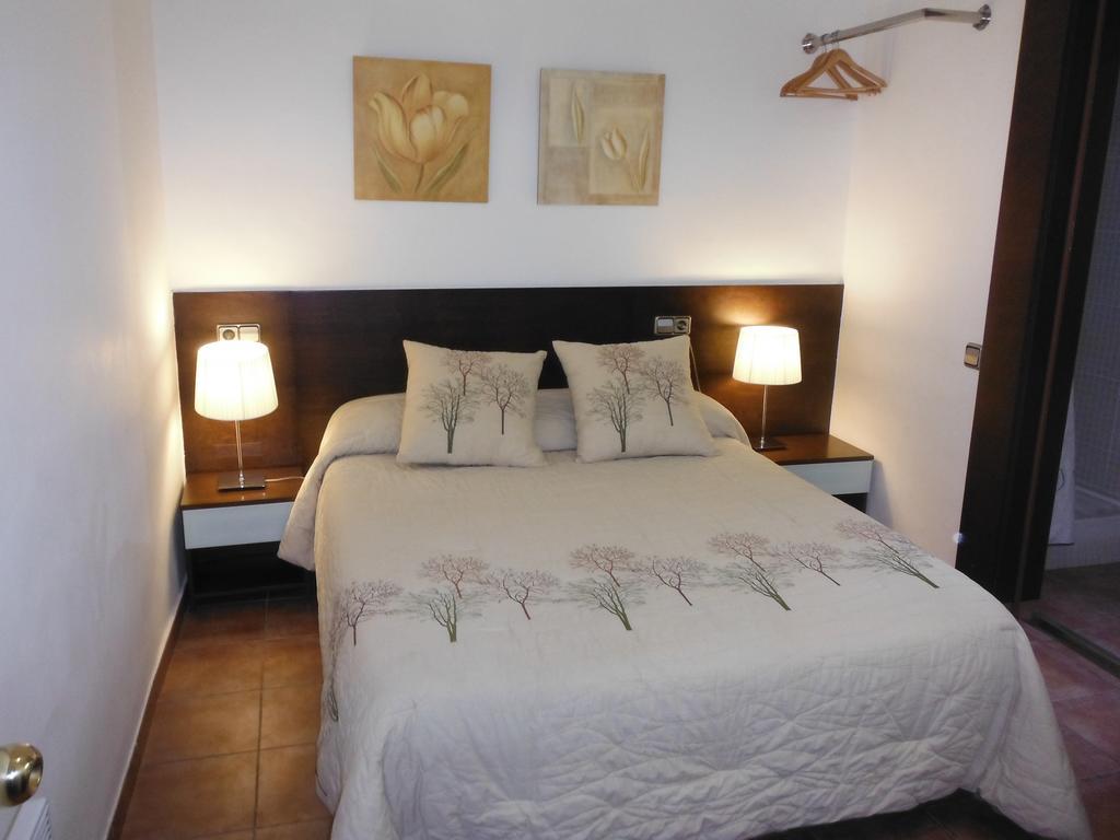Hostal Eixample Барселона Номер фото