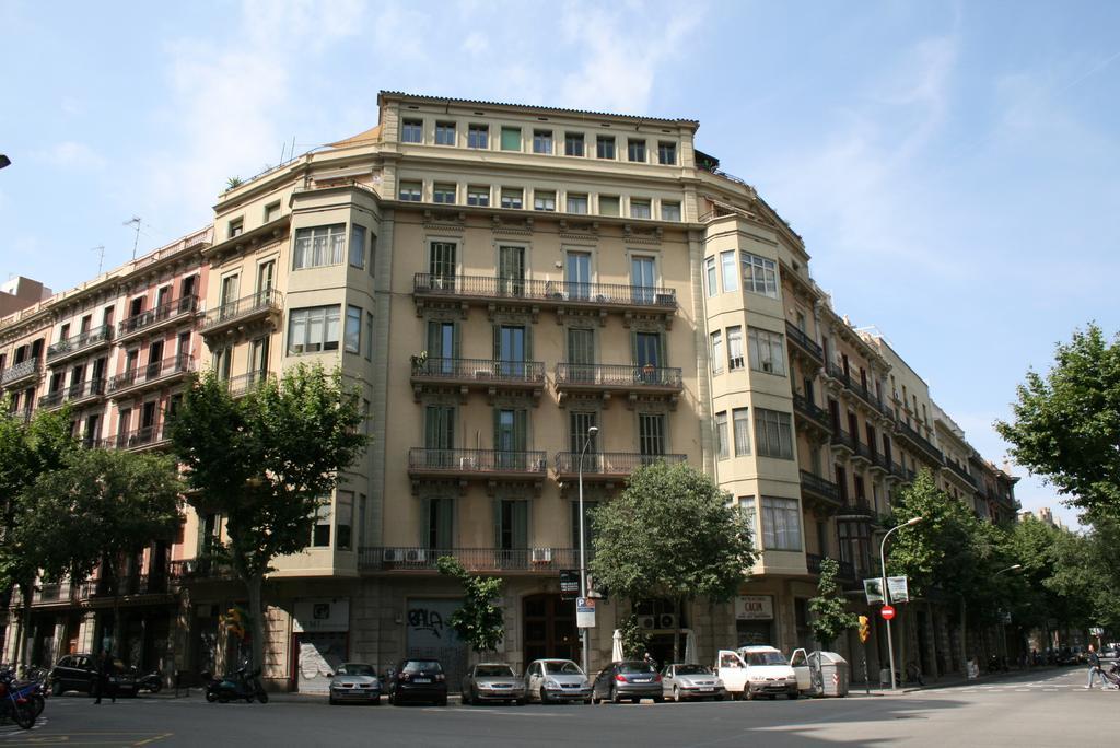 Hostal Eixample Барселона Номер фото
